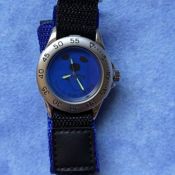 "Time to walk the dog" watch - Picture 6 of 7